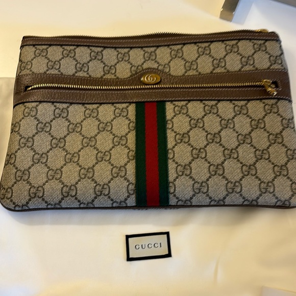 Gucci pouch - Picture 1 of 7